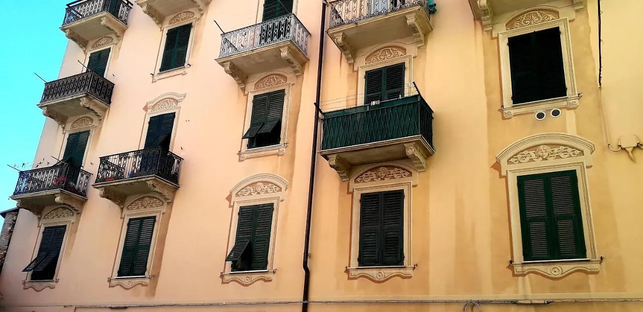 Lamberti Beach Apartment - 150 M From The Sea - Just Renewed - Wifi Savona